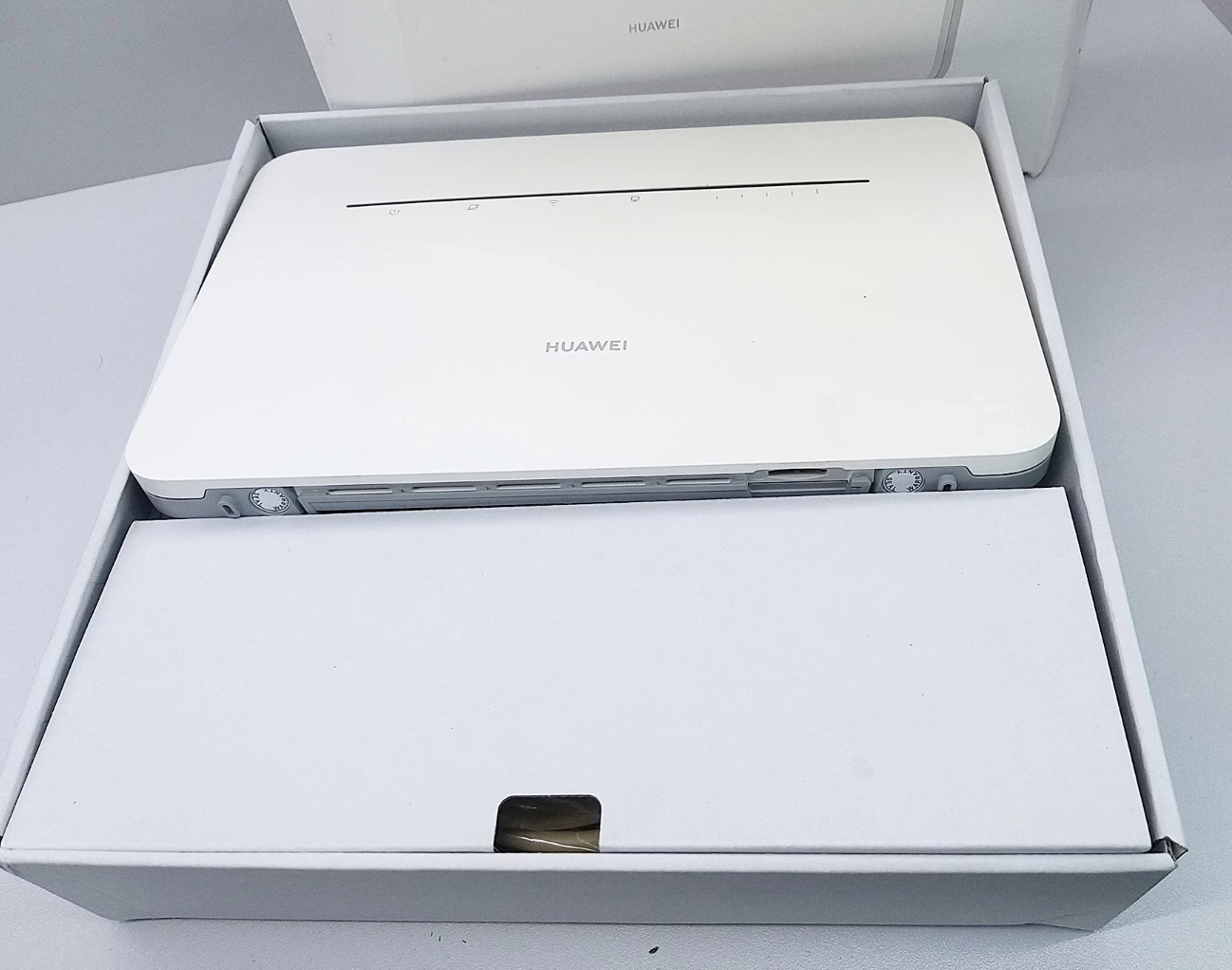 Huawei 4G Router - Model 3 Pro - Hvid